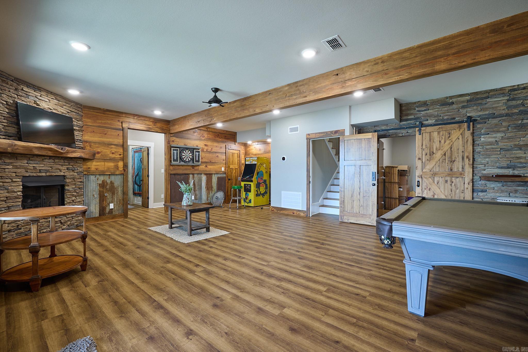 16728 Cabes Point Road Alexander, AR 72002