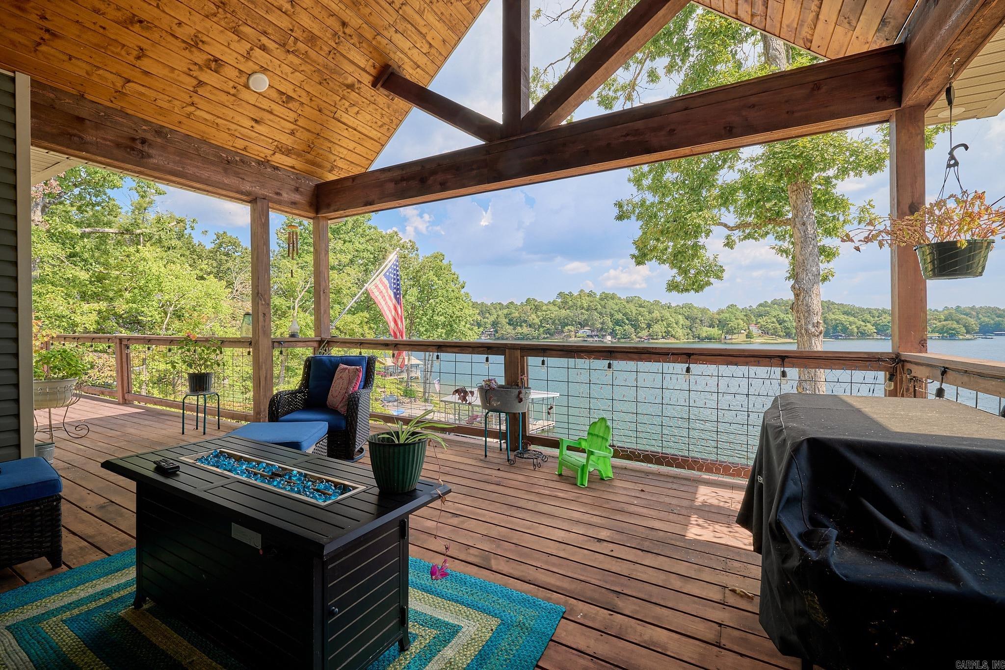 16728 Cabes Point Road Alexander, AR 72002