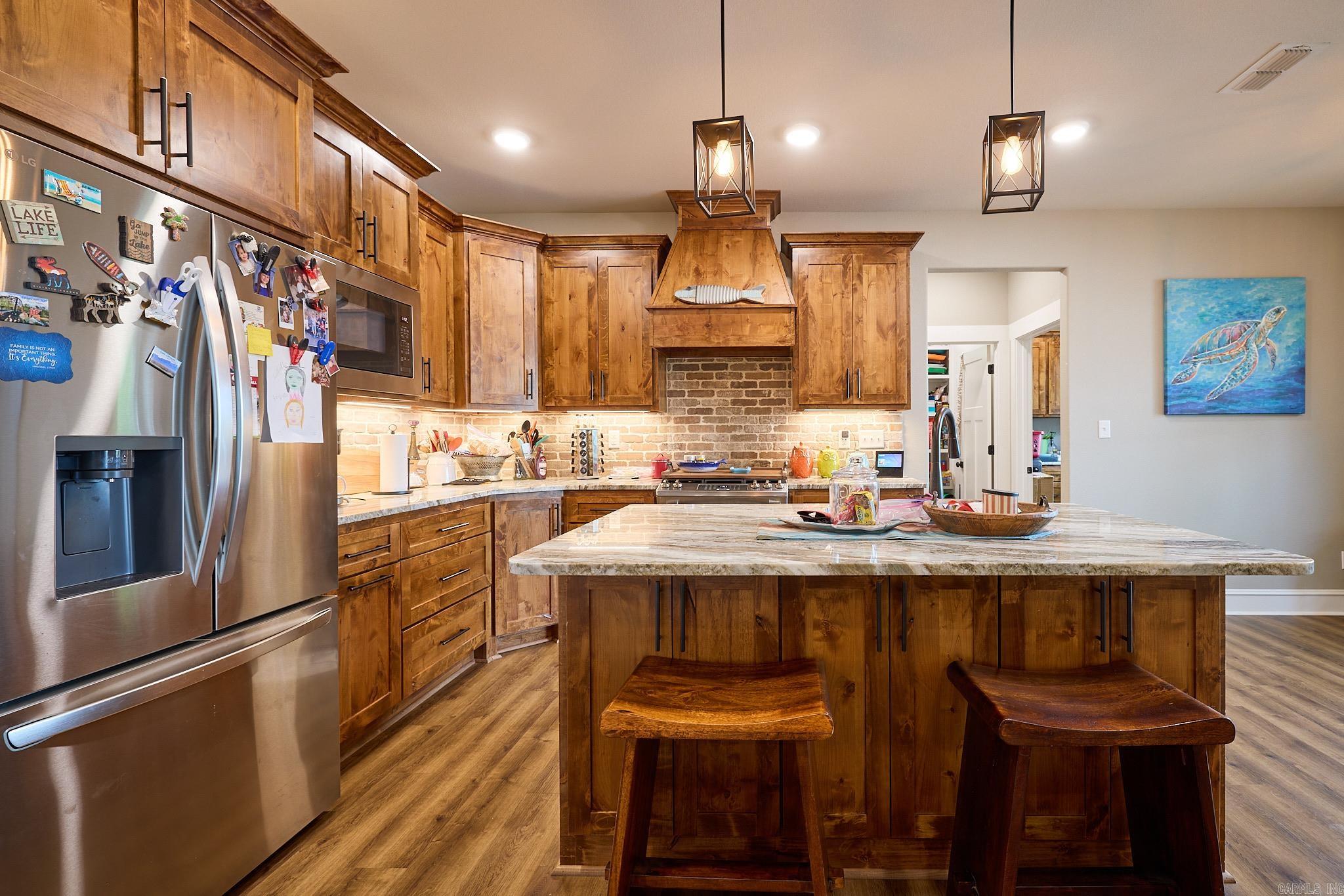 16728 Cabes Point Road Alexander, AR 72002