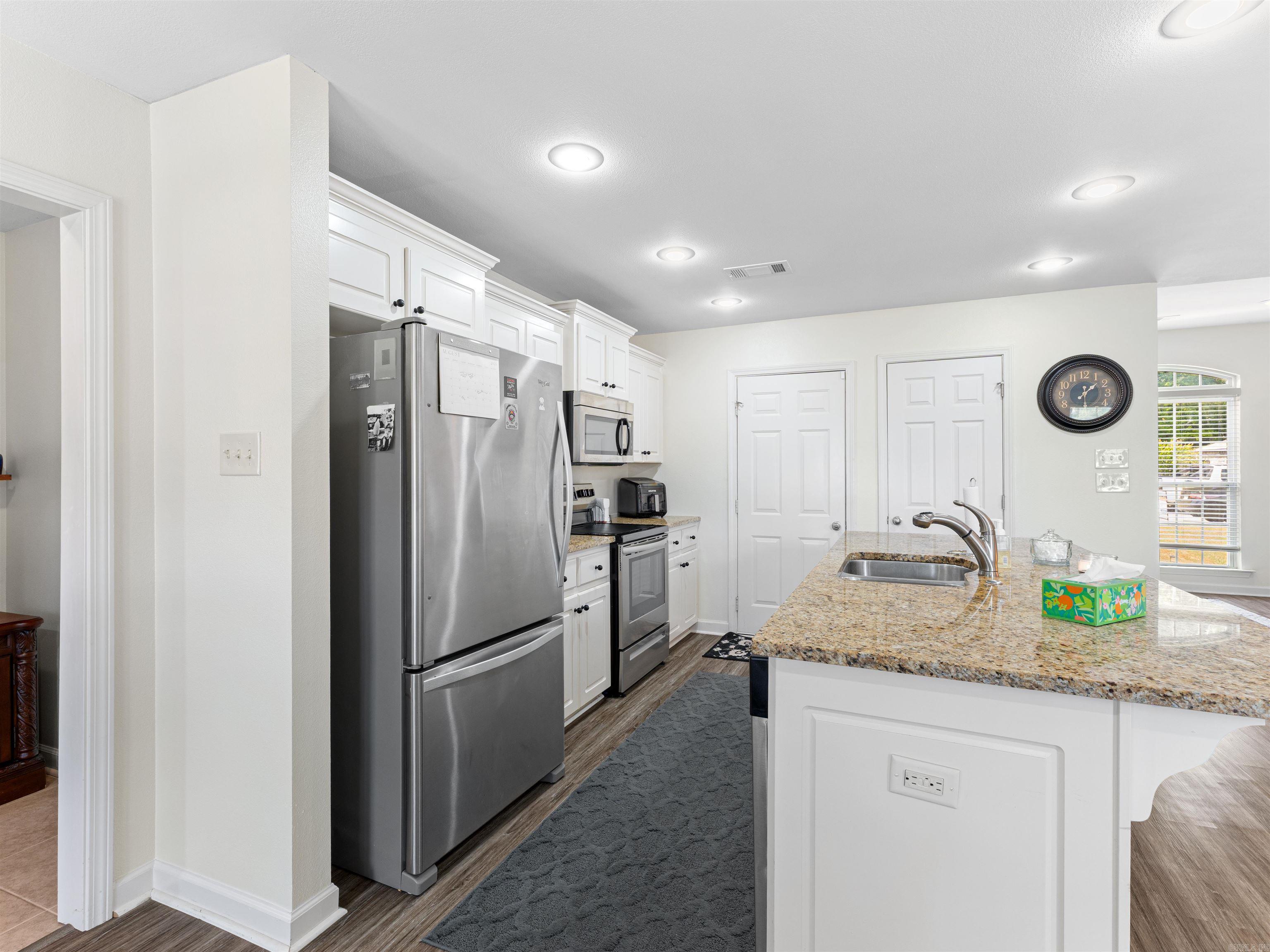 15 Cedar Creek Loop Cabot, AR 72023