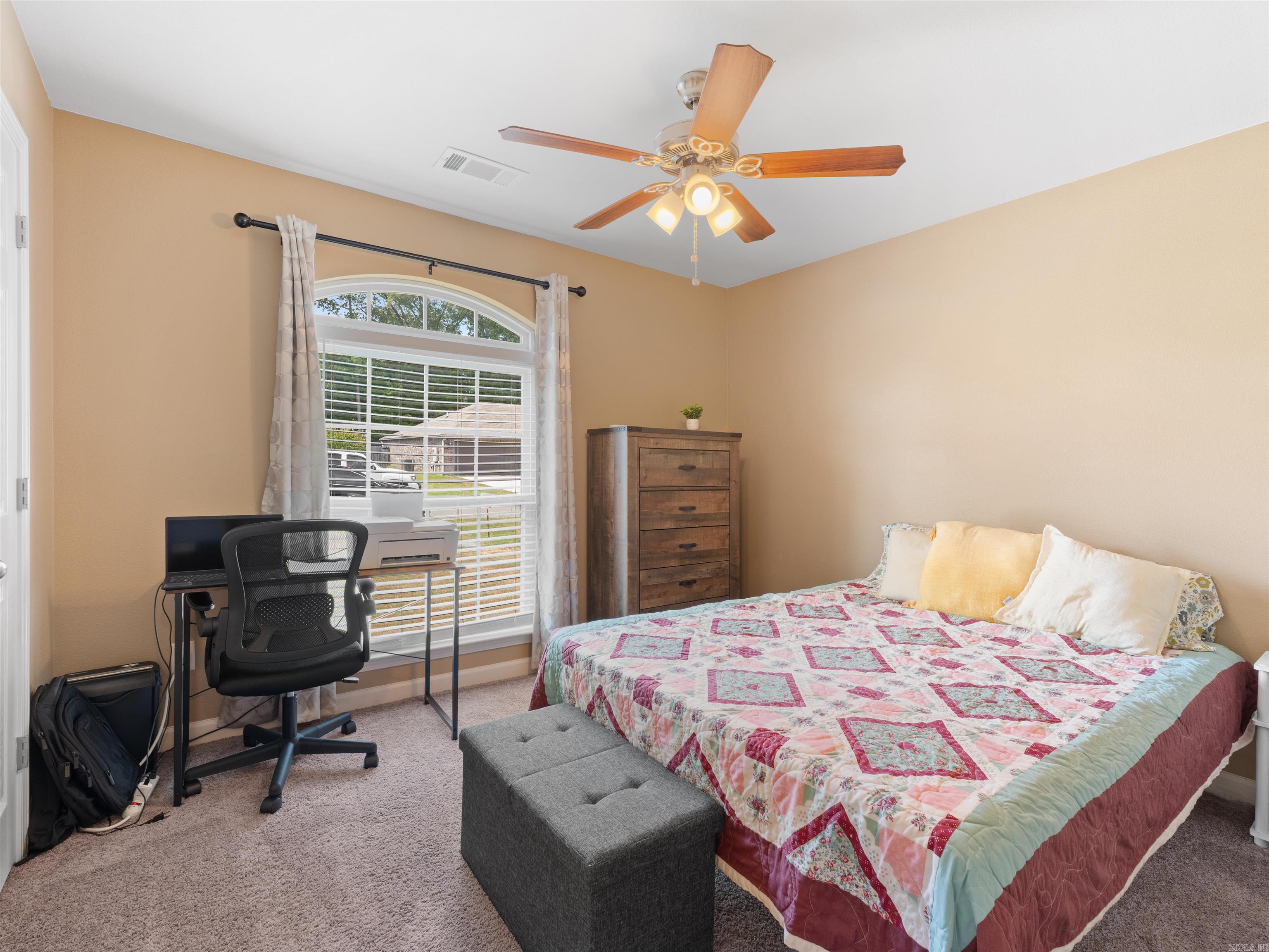 15 Cedar Creek Loop Cabot, AR 72023