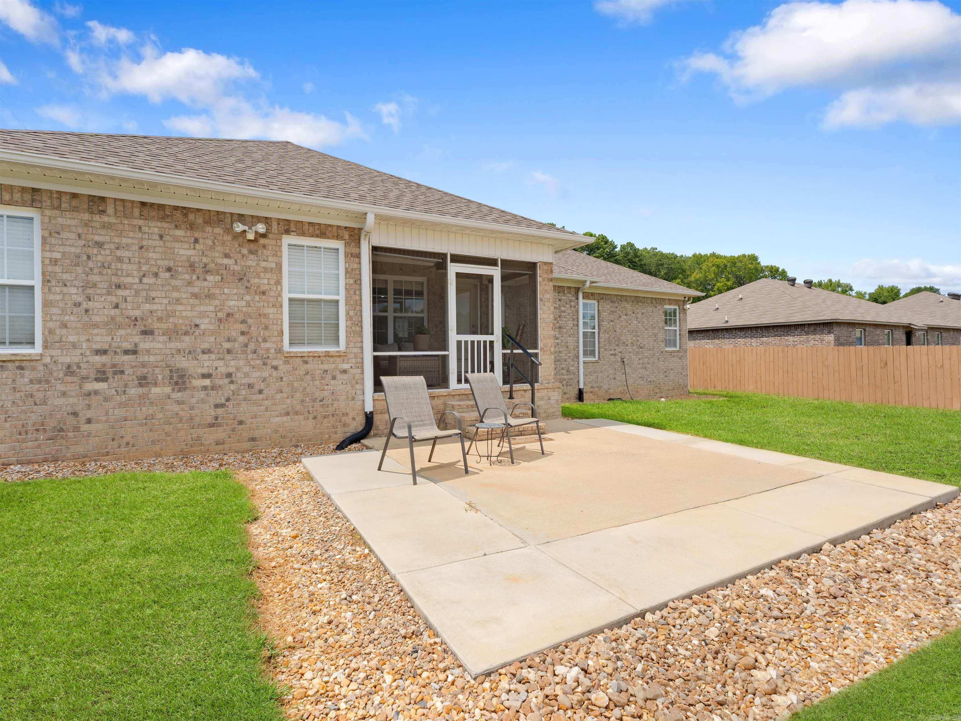 15 Cedar Creek Loop Cabot, AR 72023