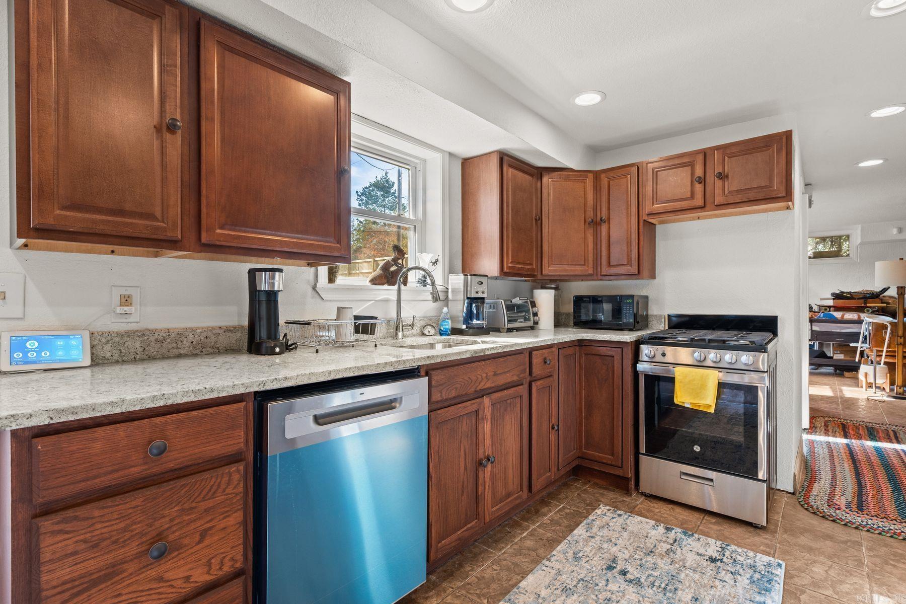 100 Forest Park Place Hot Springs, AR 71901