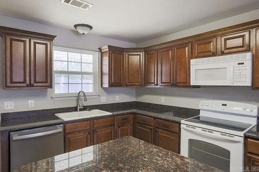 106 Pope Drive Benton, AR 72015