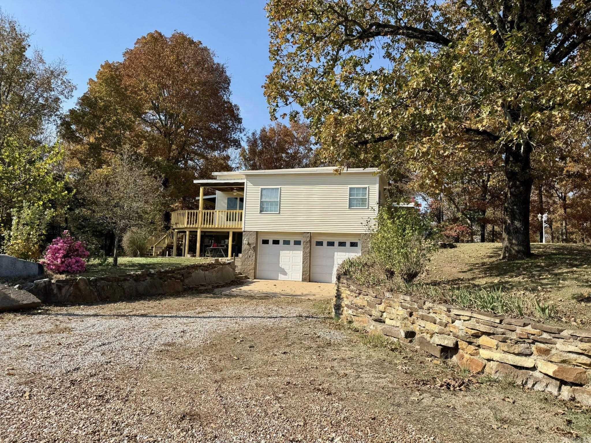 318 S Riggsville  Mountain View, AR