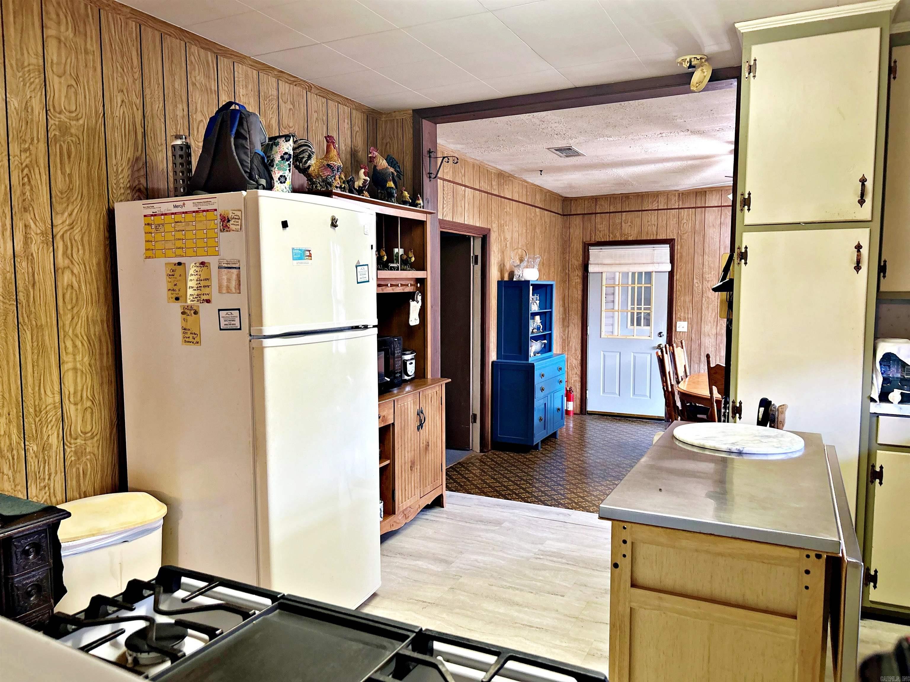 5261 Hickory Grove Road Bismarck, AR 71929