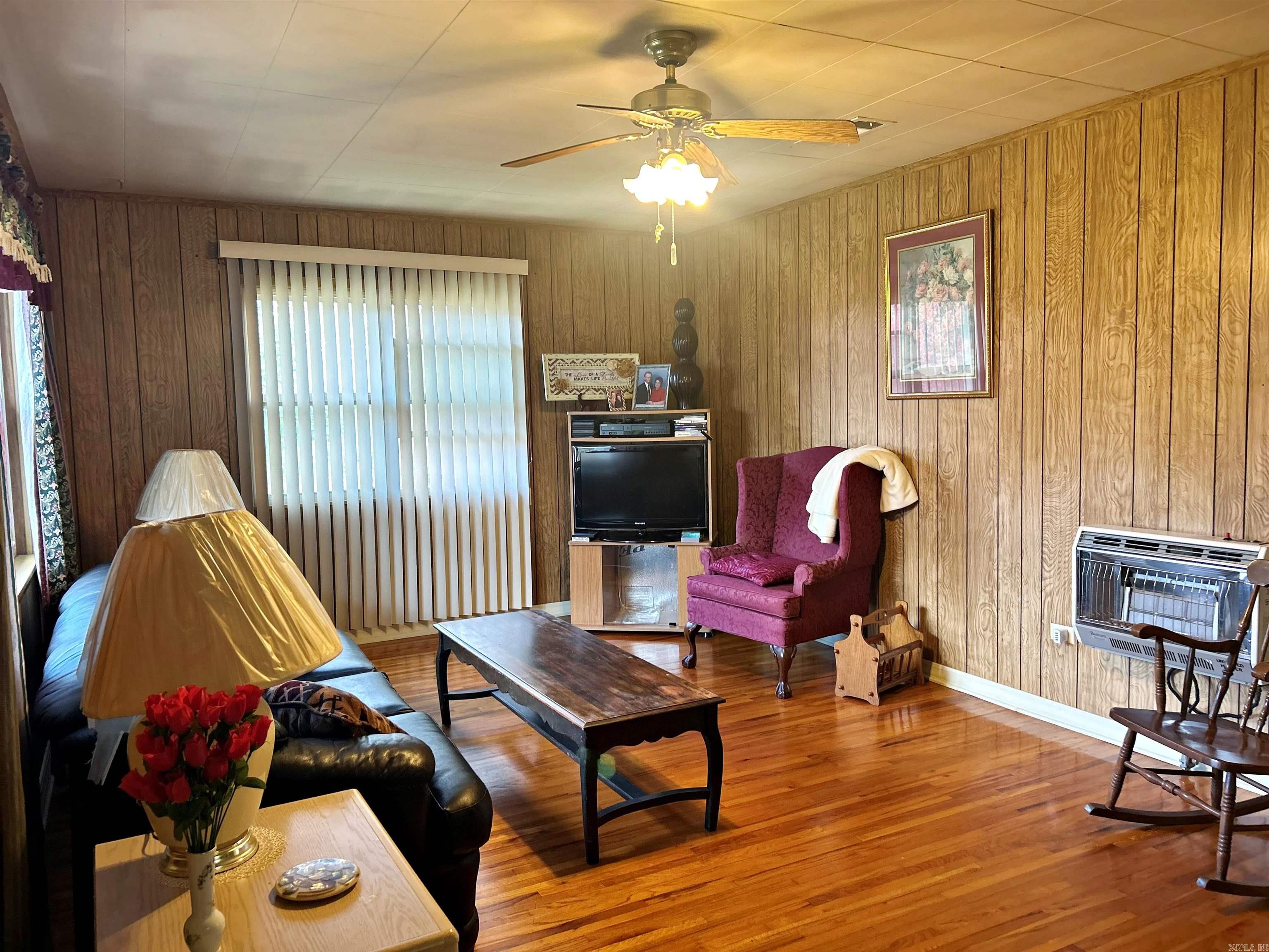 5261 Hickory Grove Road Bismarck, AR 71929