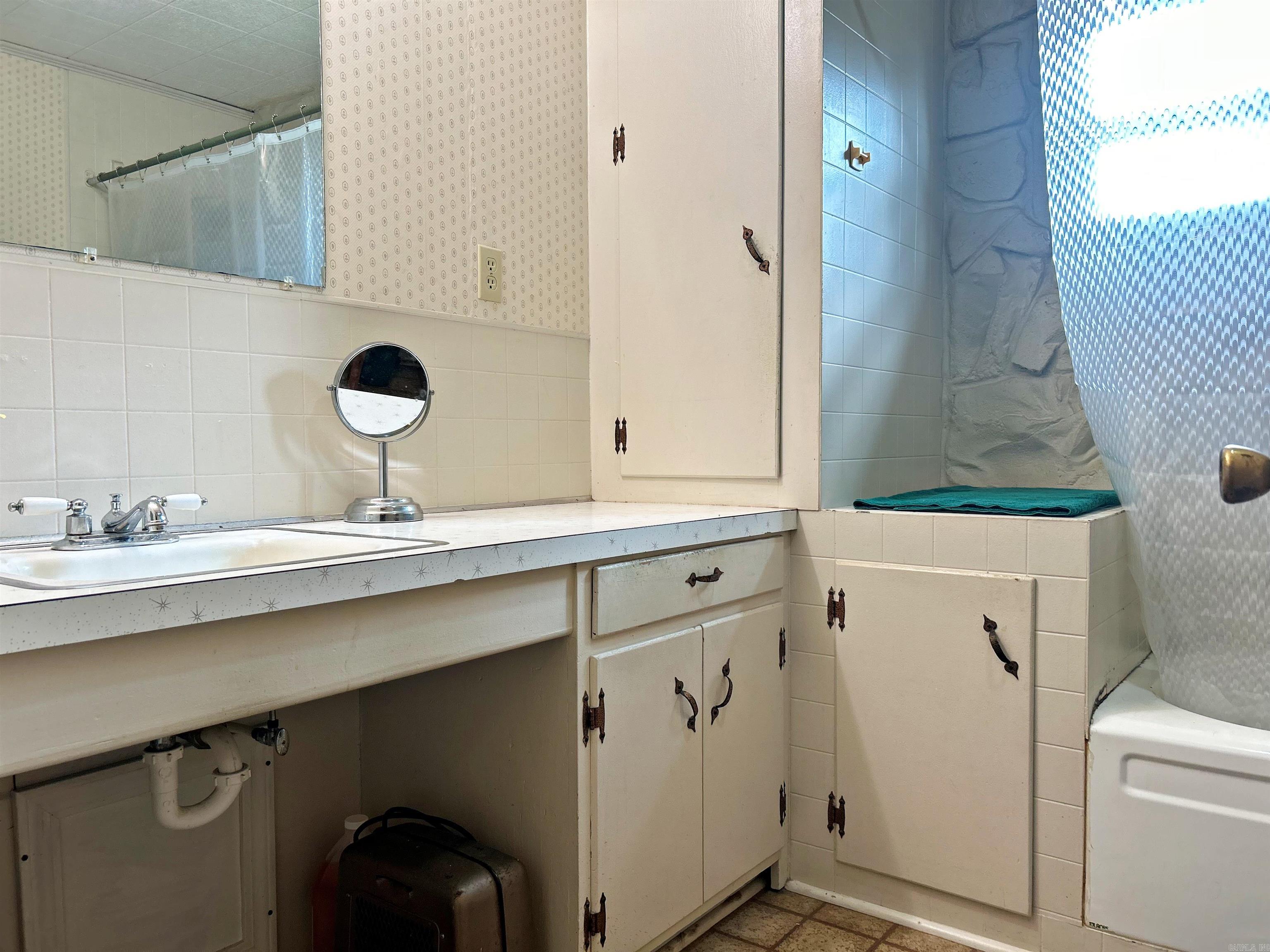 5261 Hickory Grove Road Bismarck, AR 71929