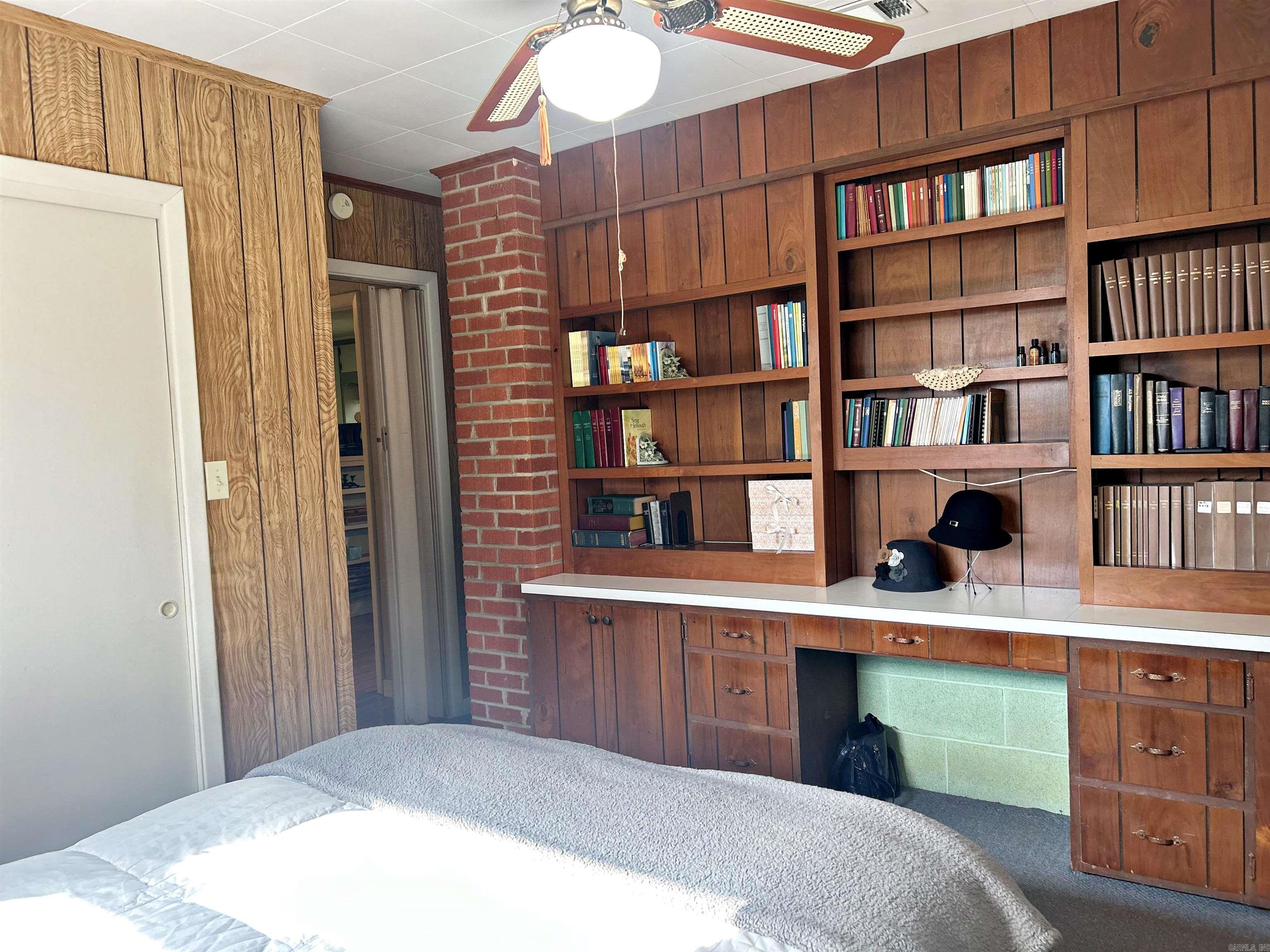 5261 Hickory Grove Road Bismarck, AR 71929