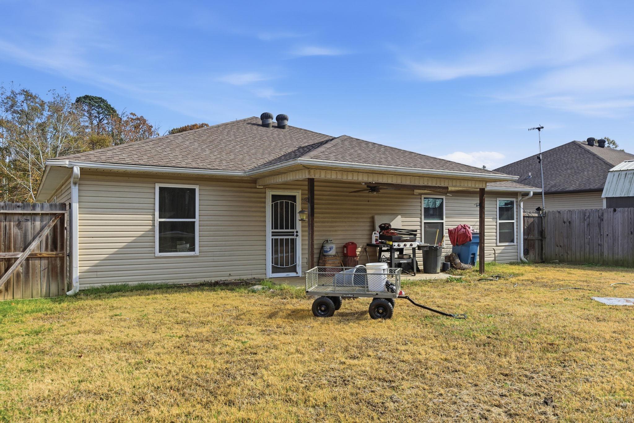 417 S Shady Benton, AR 72015
