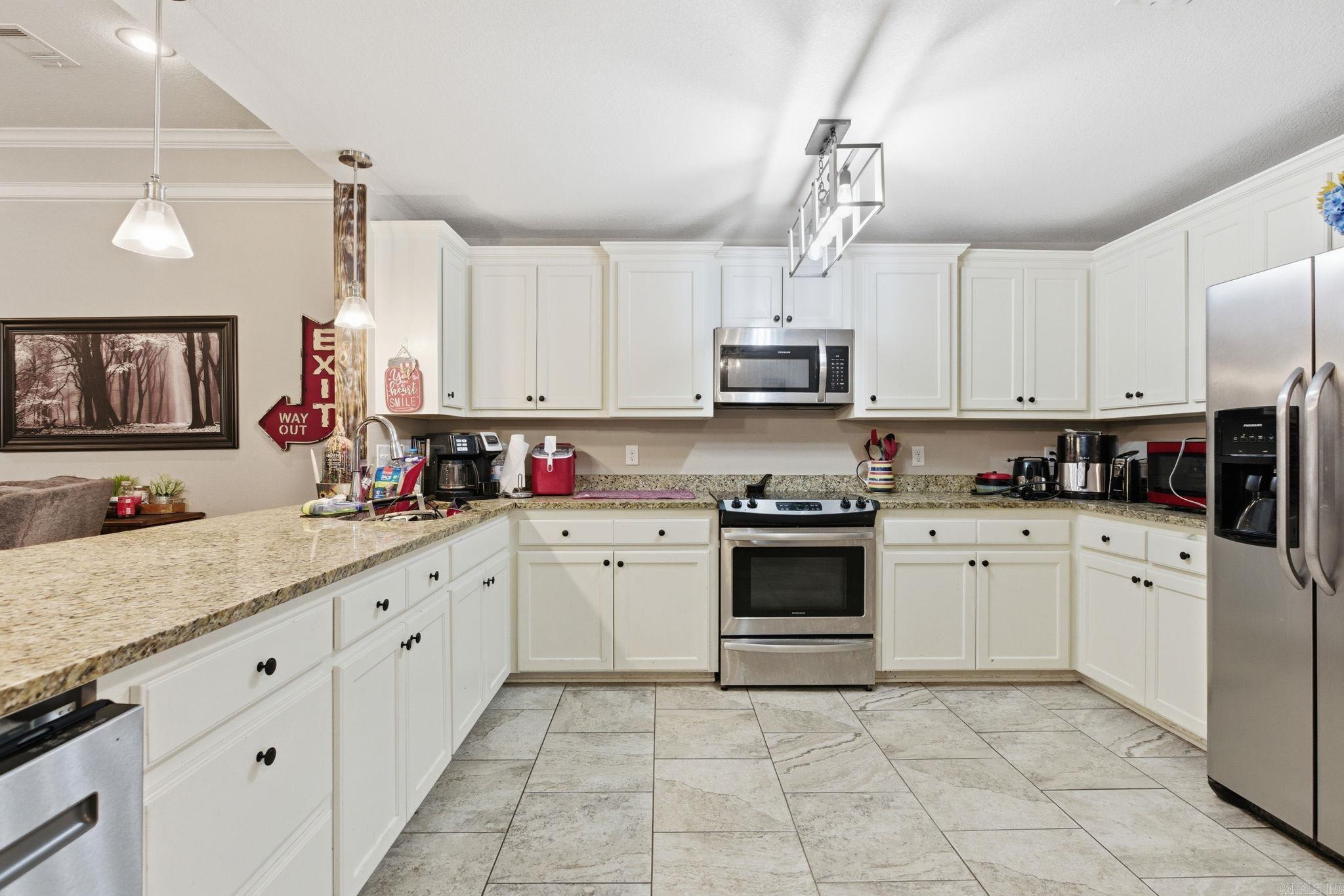 417 S Shady Benton, AR 72015