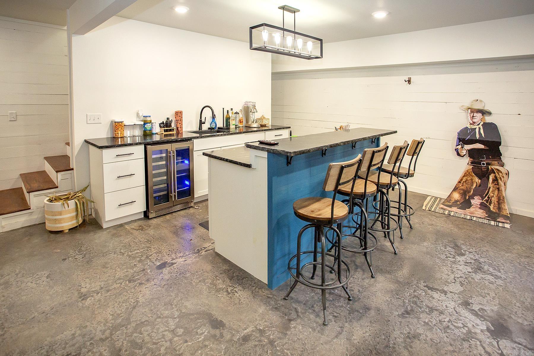 13465 W Old Belleville  Belleville, AR