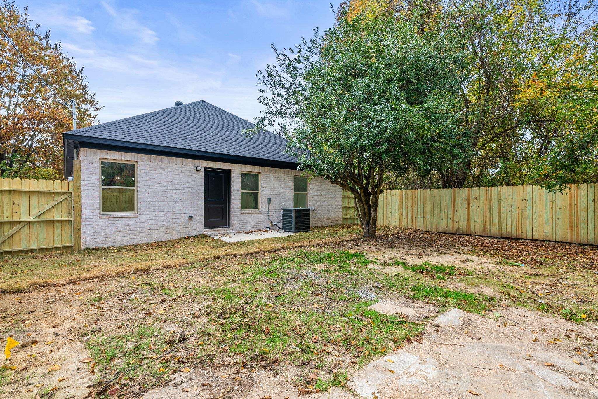 1711 W Long 17th  North Little Rock, AR