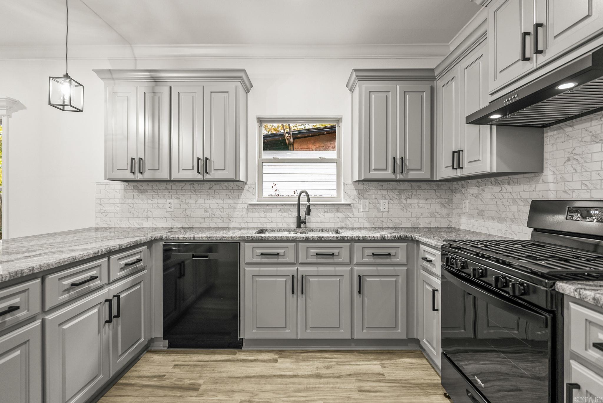 1711 W Long 17th  North Little Rock, AR