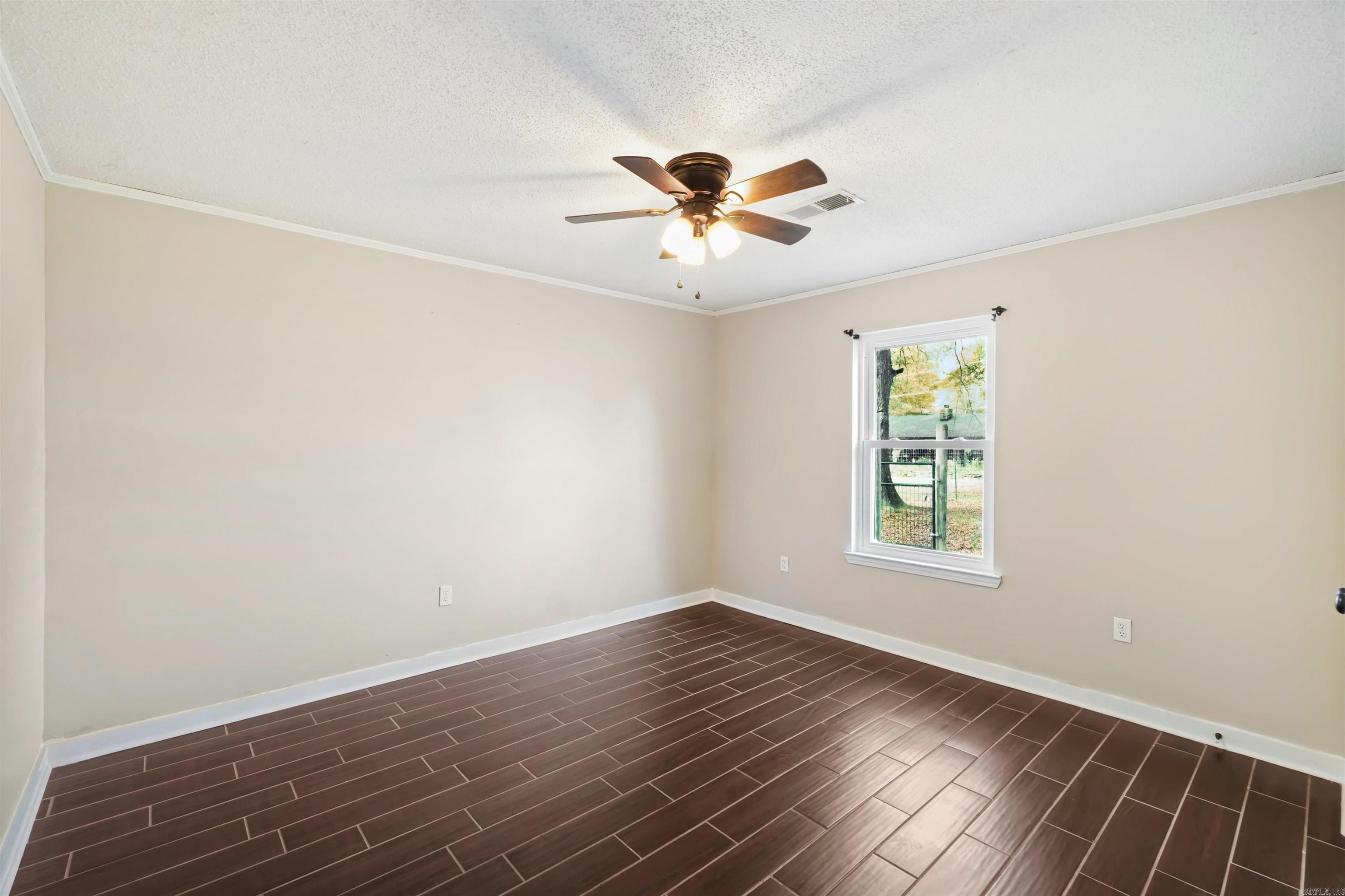 3 Riley Road Conway, AR 72032