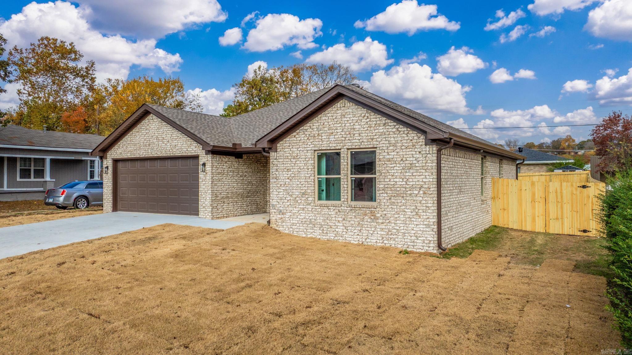 421 W 24th  North Little Rock, AR