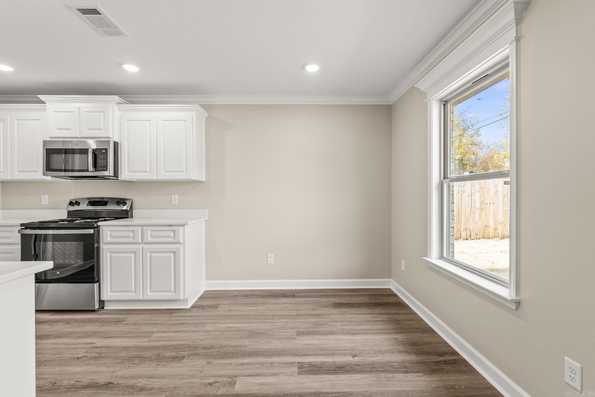 421 W 24th  North Little Rock, AR