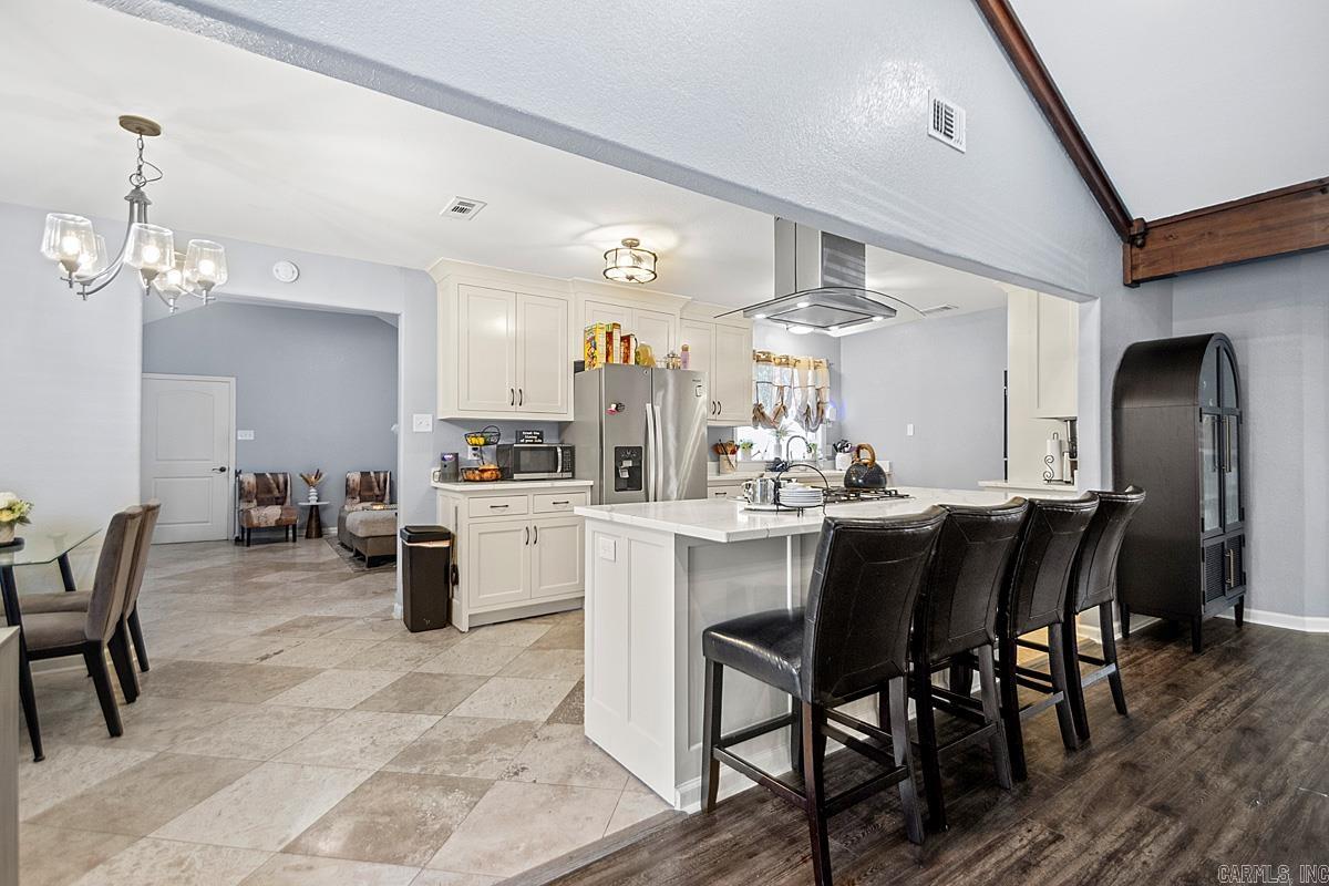 11 Hickory Court Little Rock, AR 72210