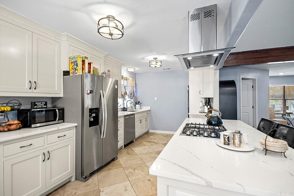 11 Hickory Court Little Rock, AR 72210