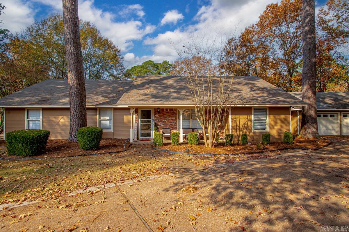 11 Hickory Court Little Rock, AR 72210