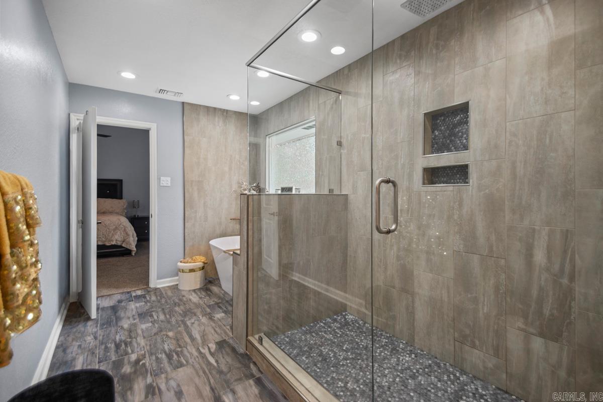 11 Hickory Court Little Rock, AR 72210