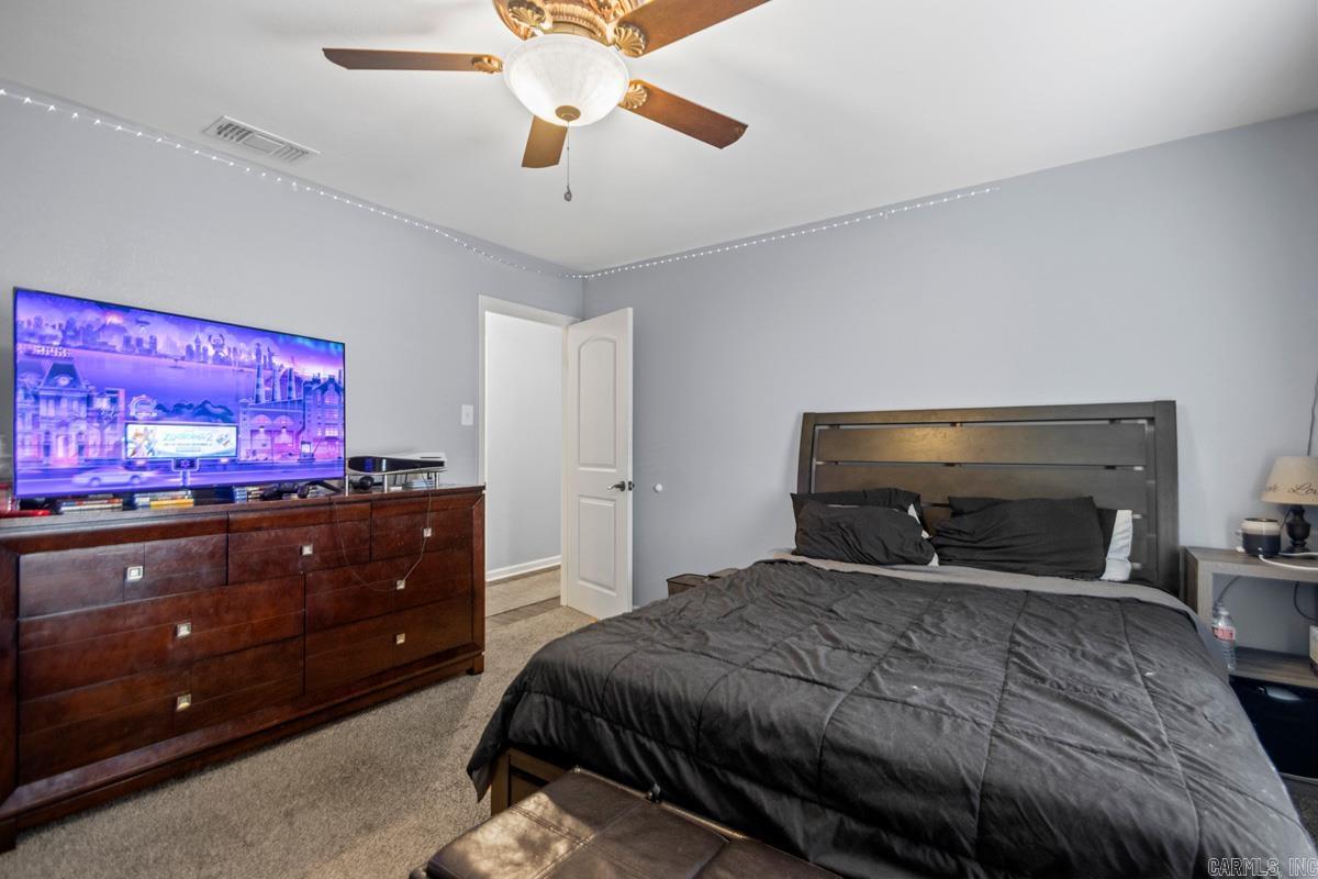 11 Hickory Court Little Rock, AR 72210