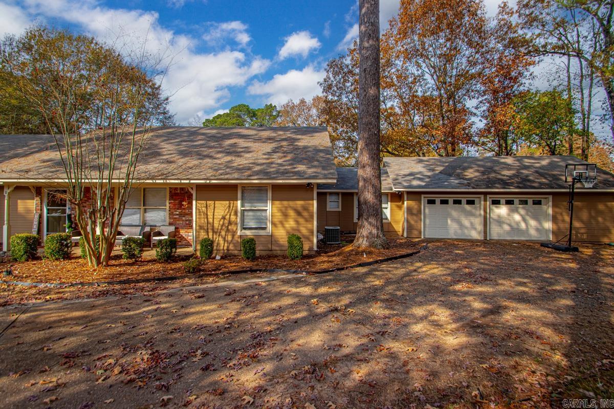 11 Hickory Court Little Rock, AR 72210