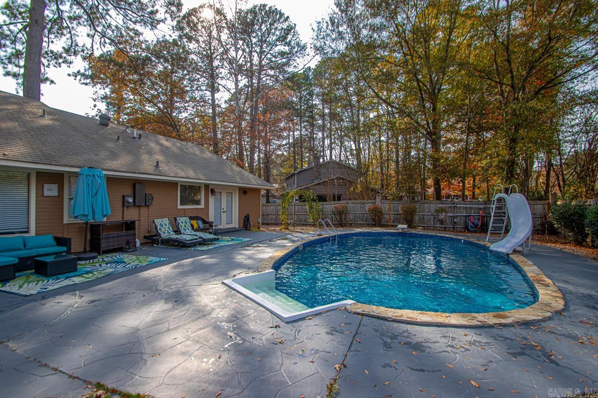 11 Hickory Court Little Rock, AR 72210