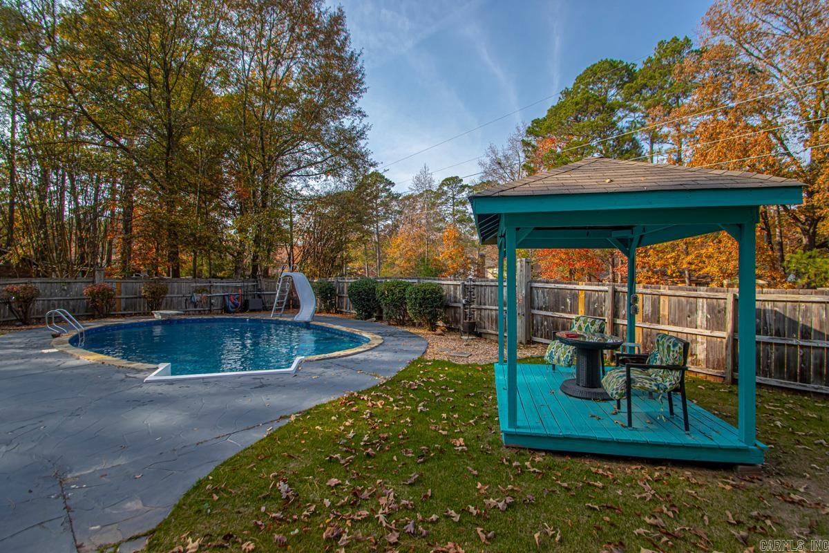 11 Hickory Court Little Rock, AR 72210