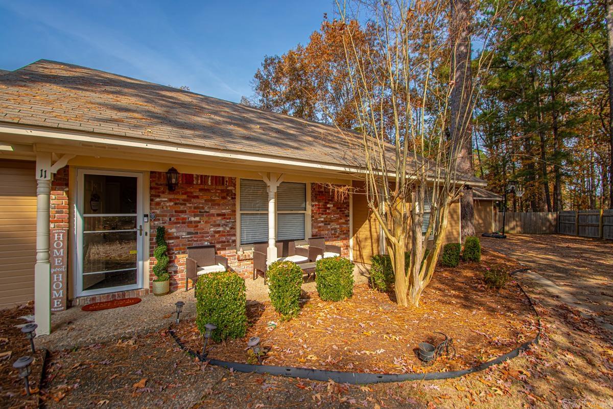 11 Hickory Court Little Rock, AR 72210
