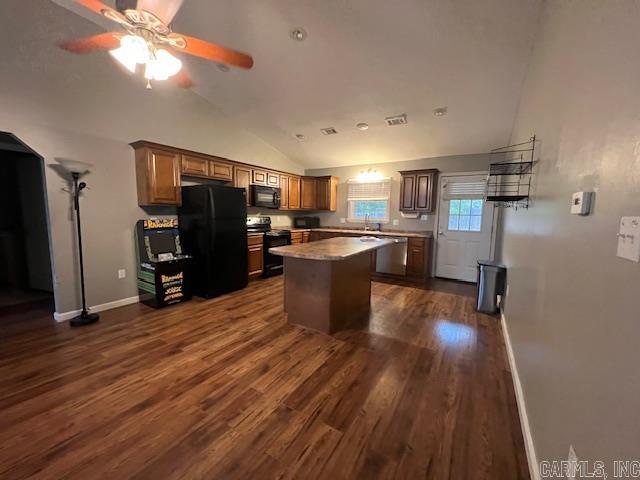 2500 S 22nd Street Paragould, AR 72450