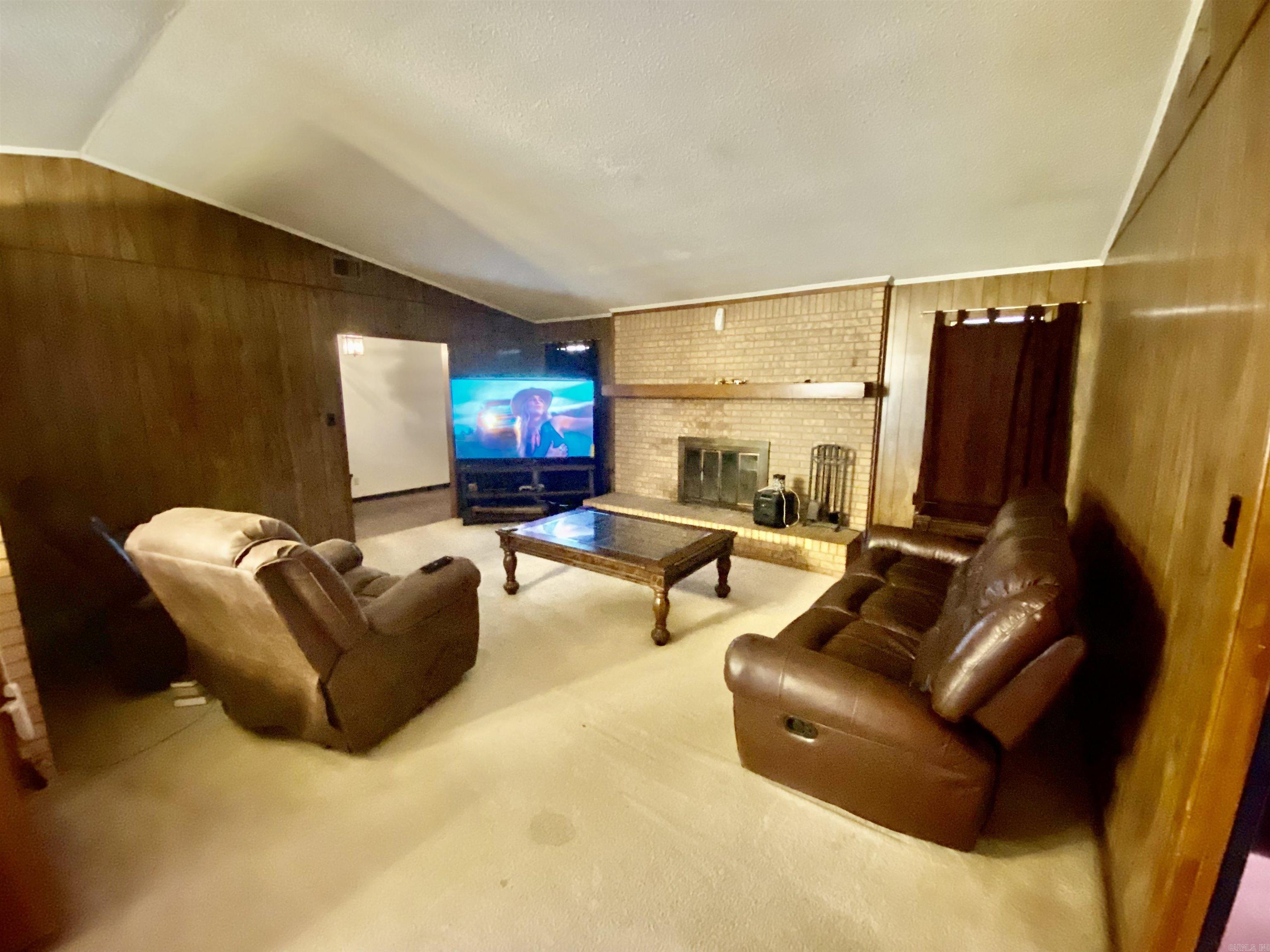 1341 Peppertree Ln.  Camden, AR