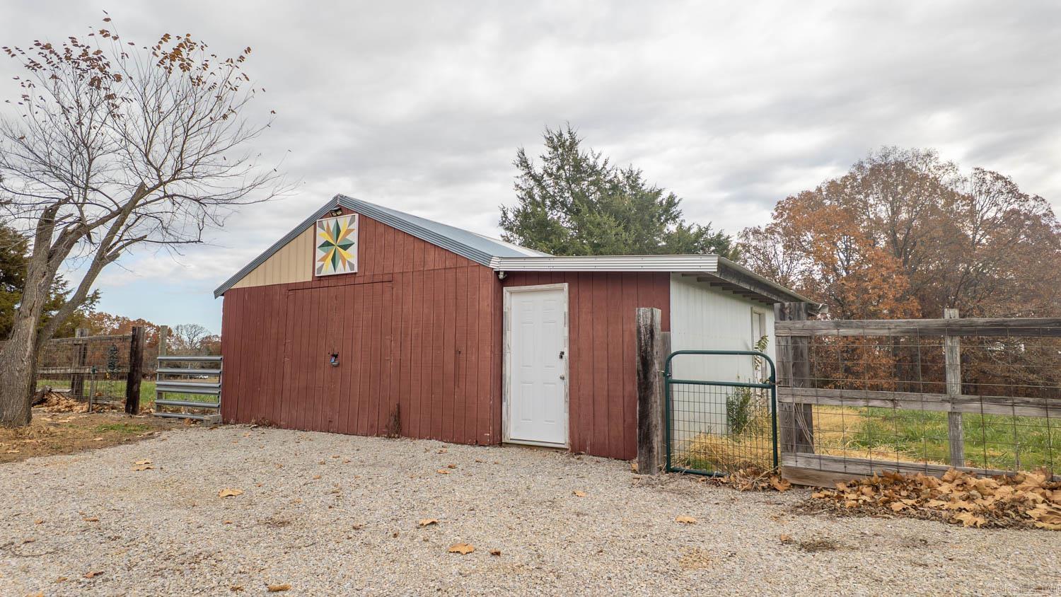 1145 Broadleaf Road Mammoth Spring, AR 72554