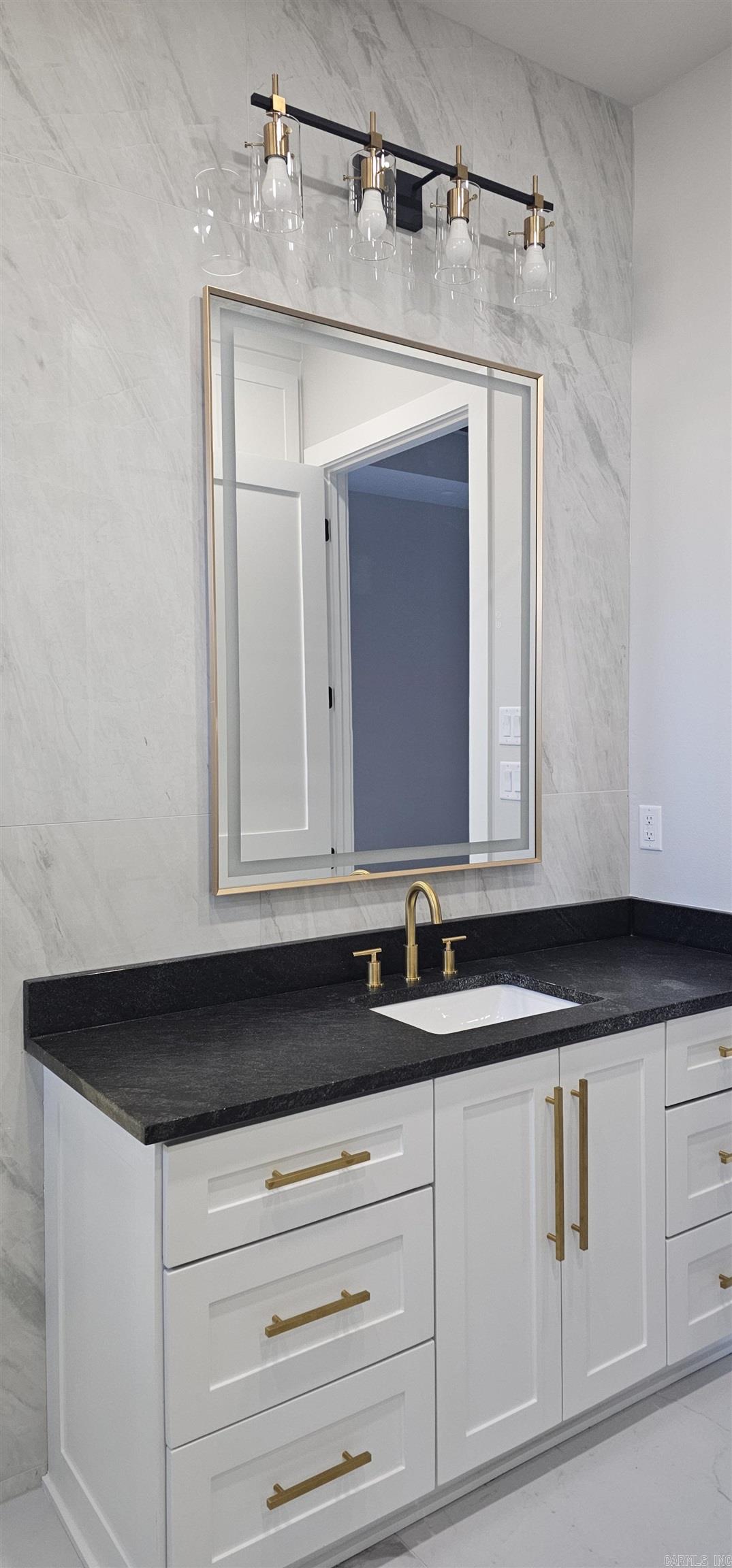 9 Oak Glen Lane  Little Rock, AR