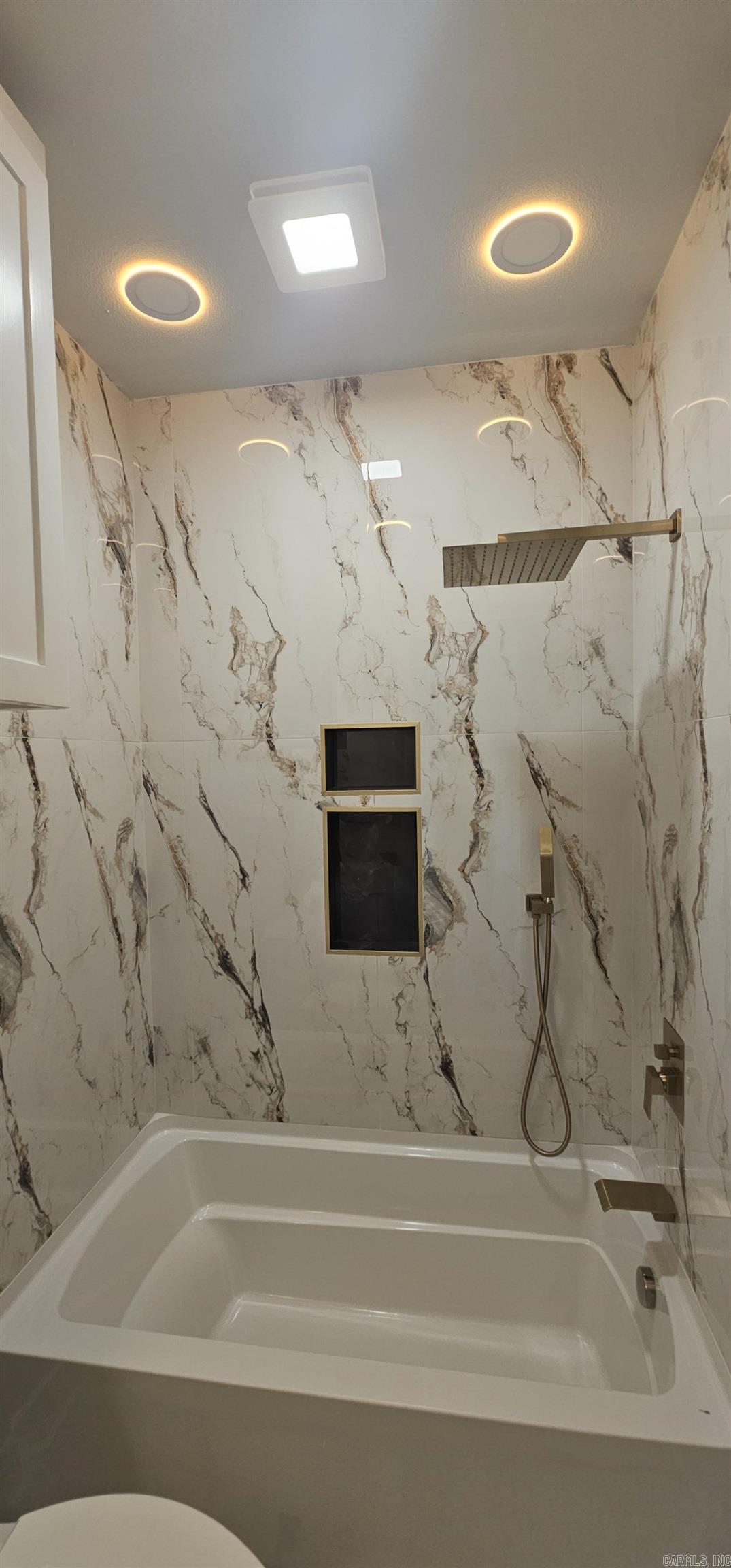 9 Oak Glen Lane  Little Rock, AR