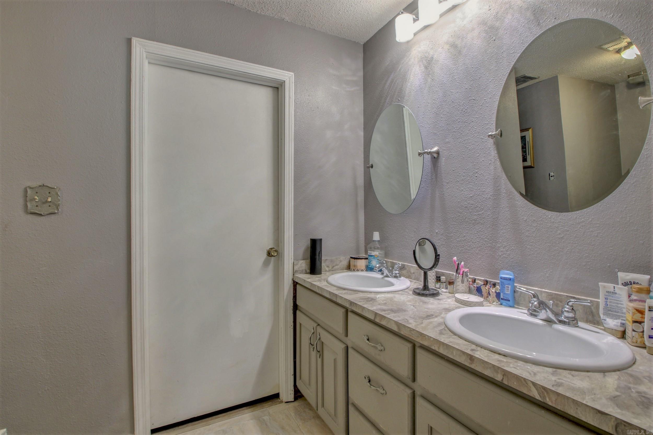 8707 Sulphur Springs Pine Bluff, AR 71603