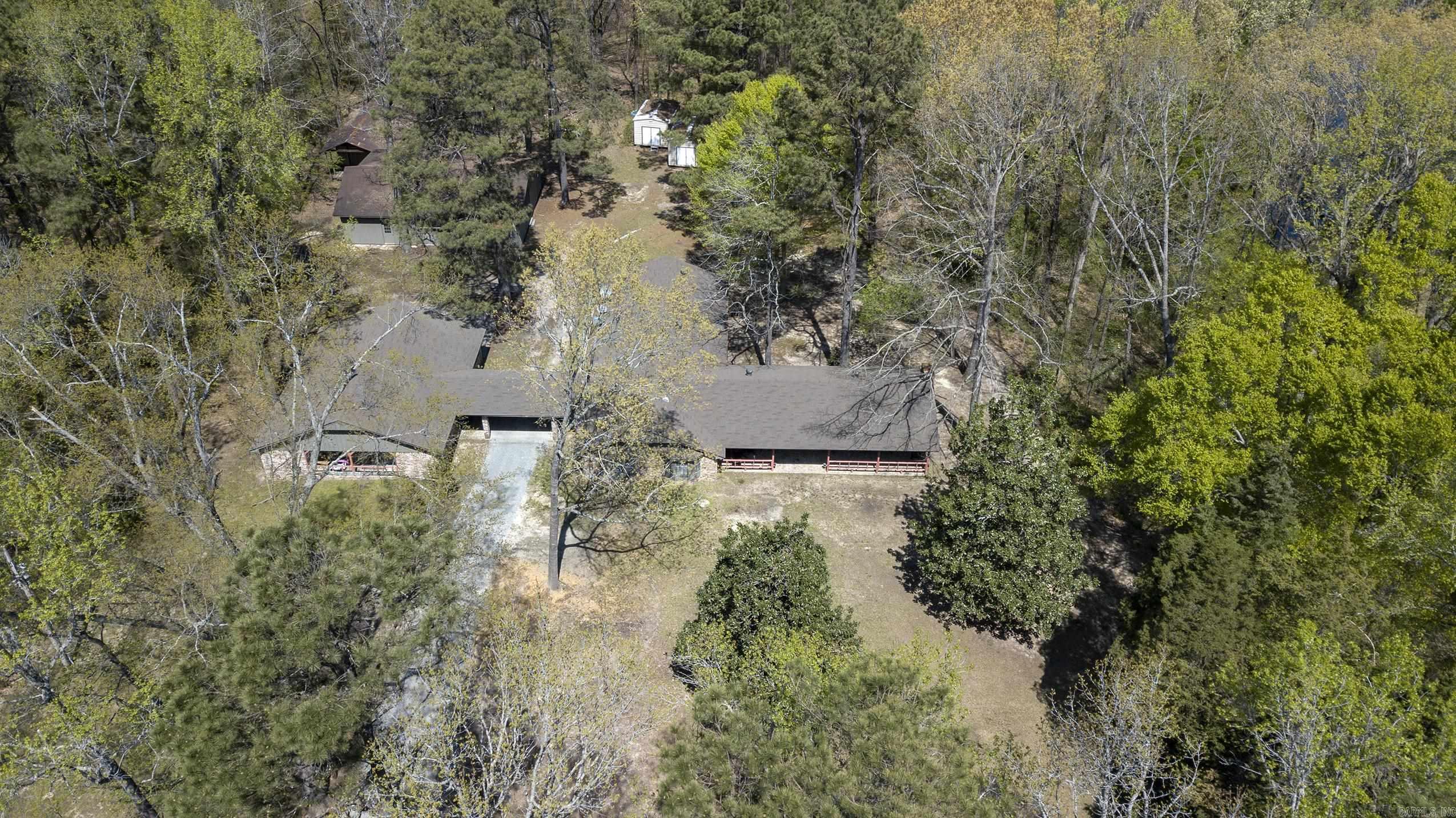 8707 Sulphur Springs Pine Bluff, AR 71603