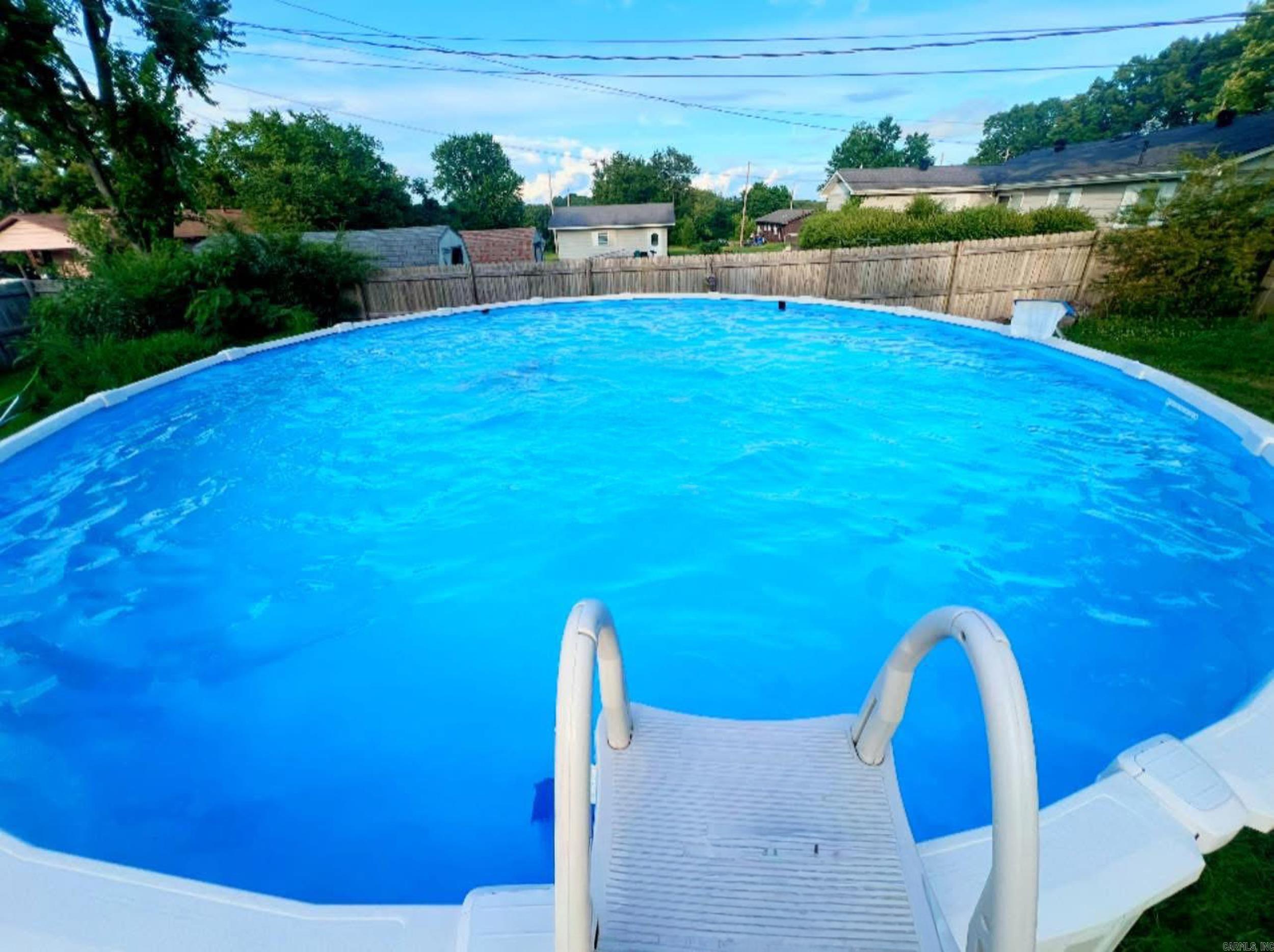 408 E Sanford Street Gassville, AR 72635