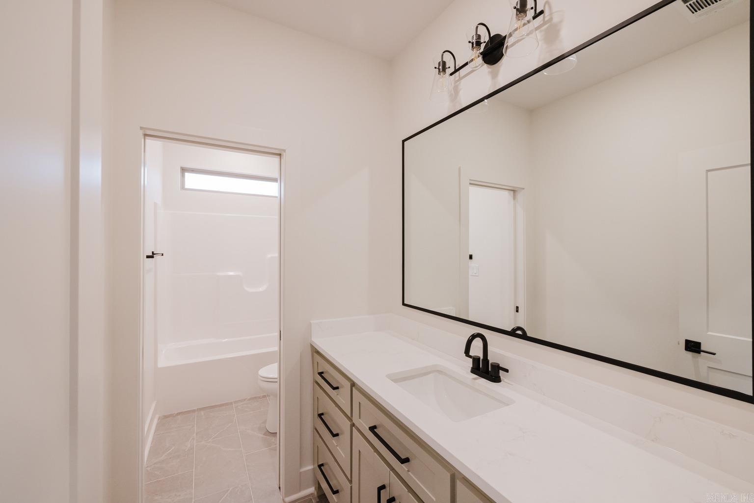 12 Pasley Park Bryant, AR 72022