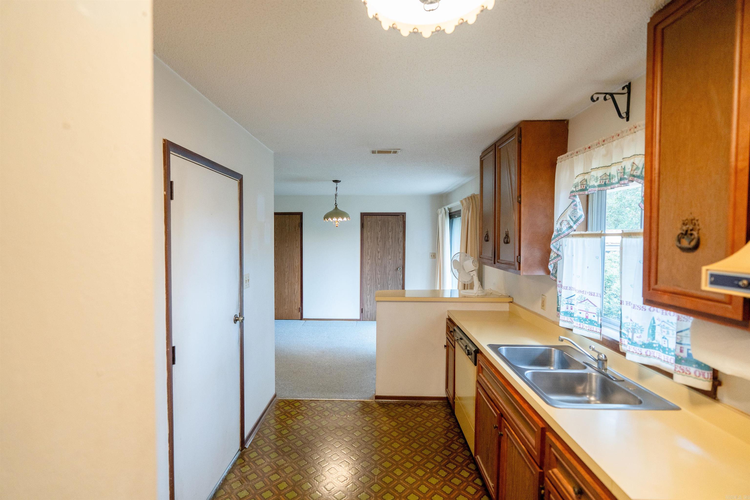 402 Hill Crest Drive Heber Springs, AR 72543