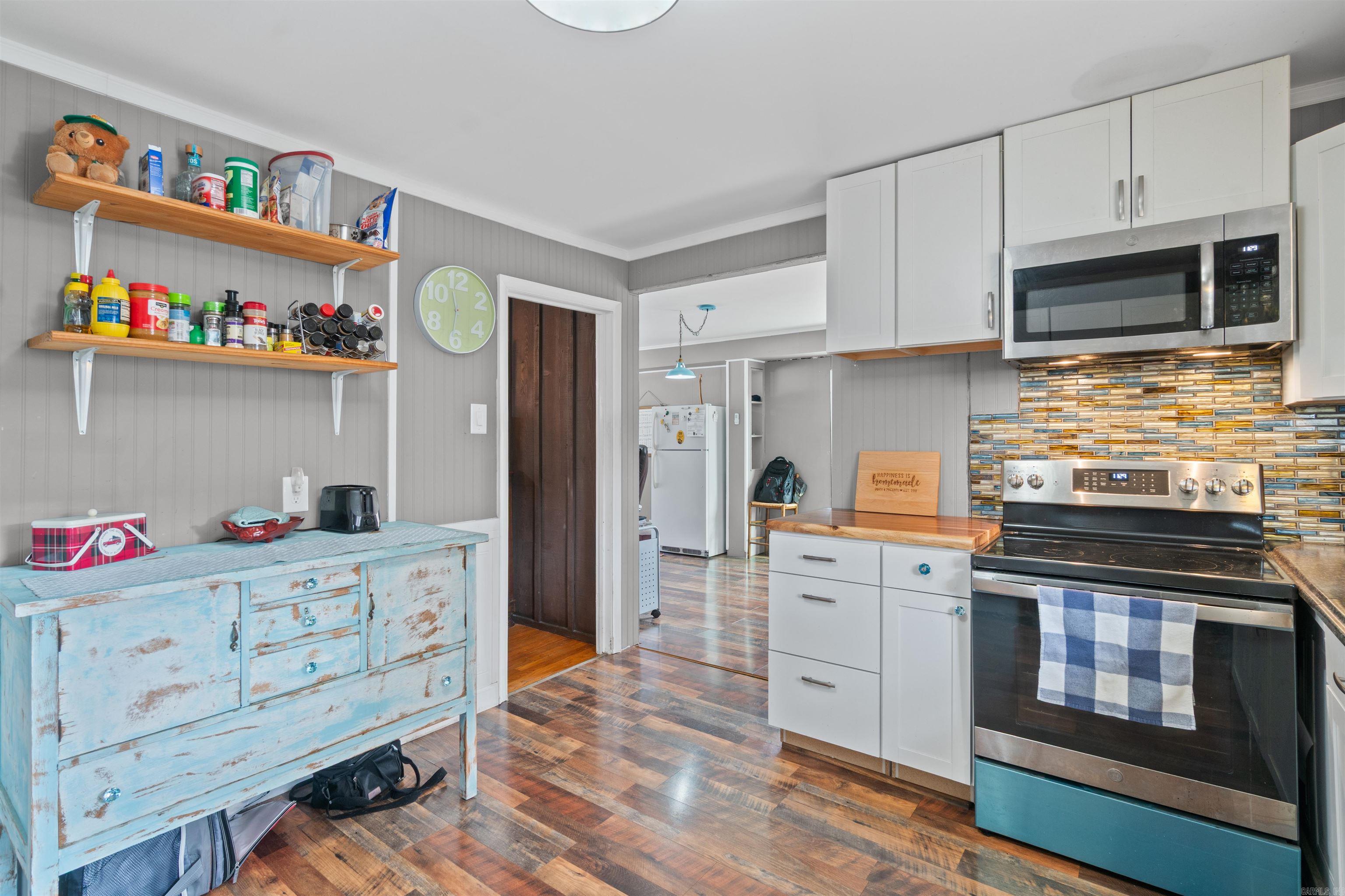 139 Sunset Drive North Little Rock, AR 72118