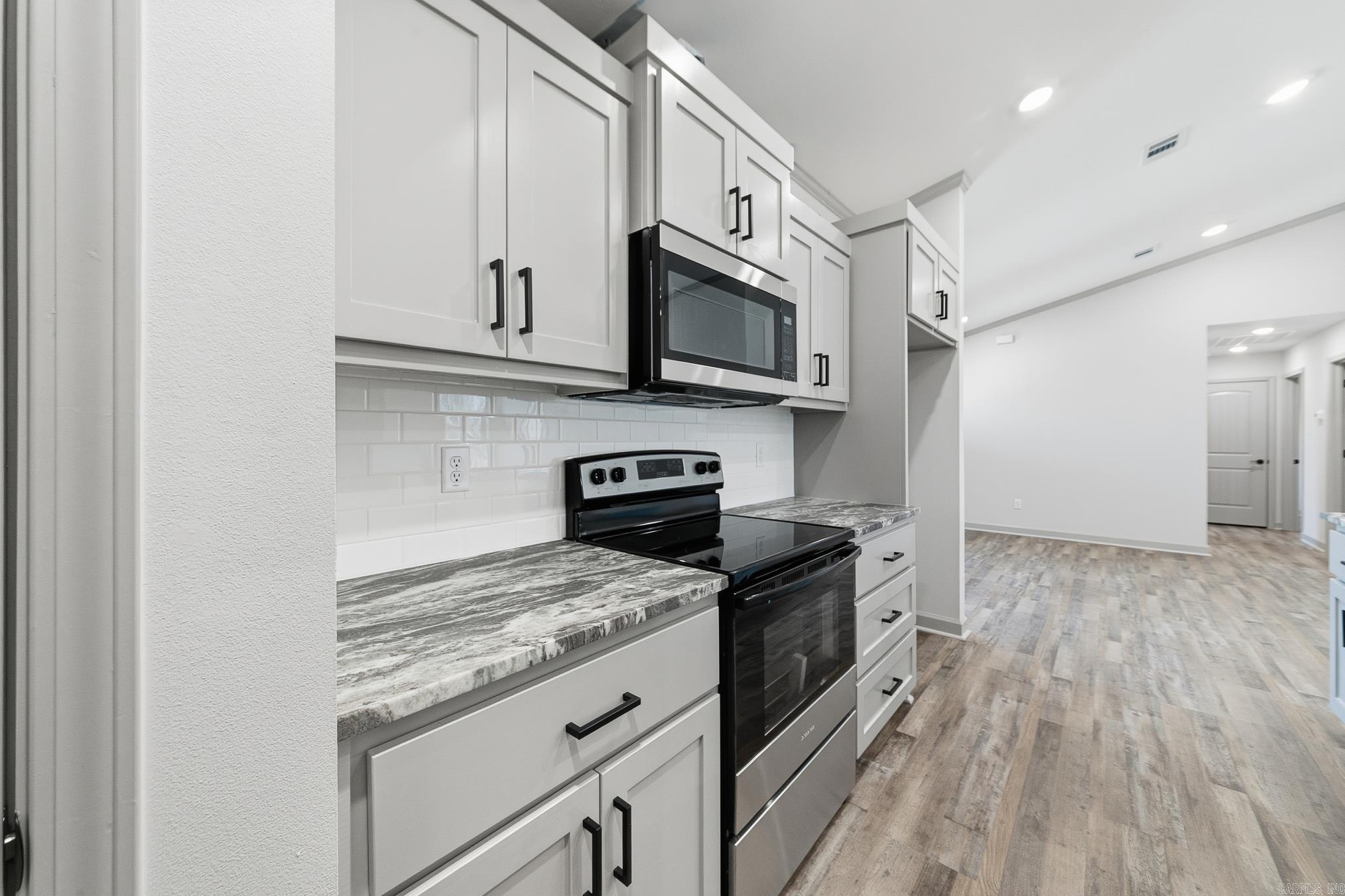 716 Moon Road Ward, AR 72176