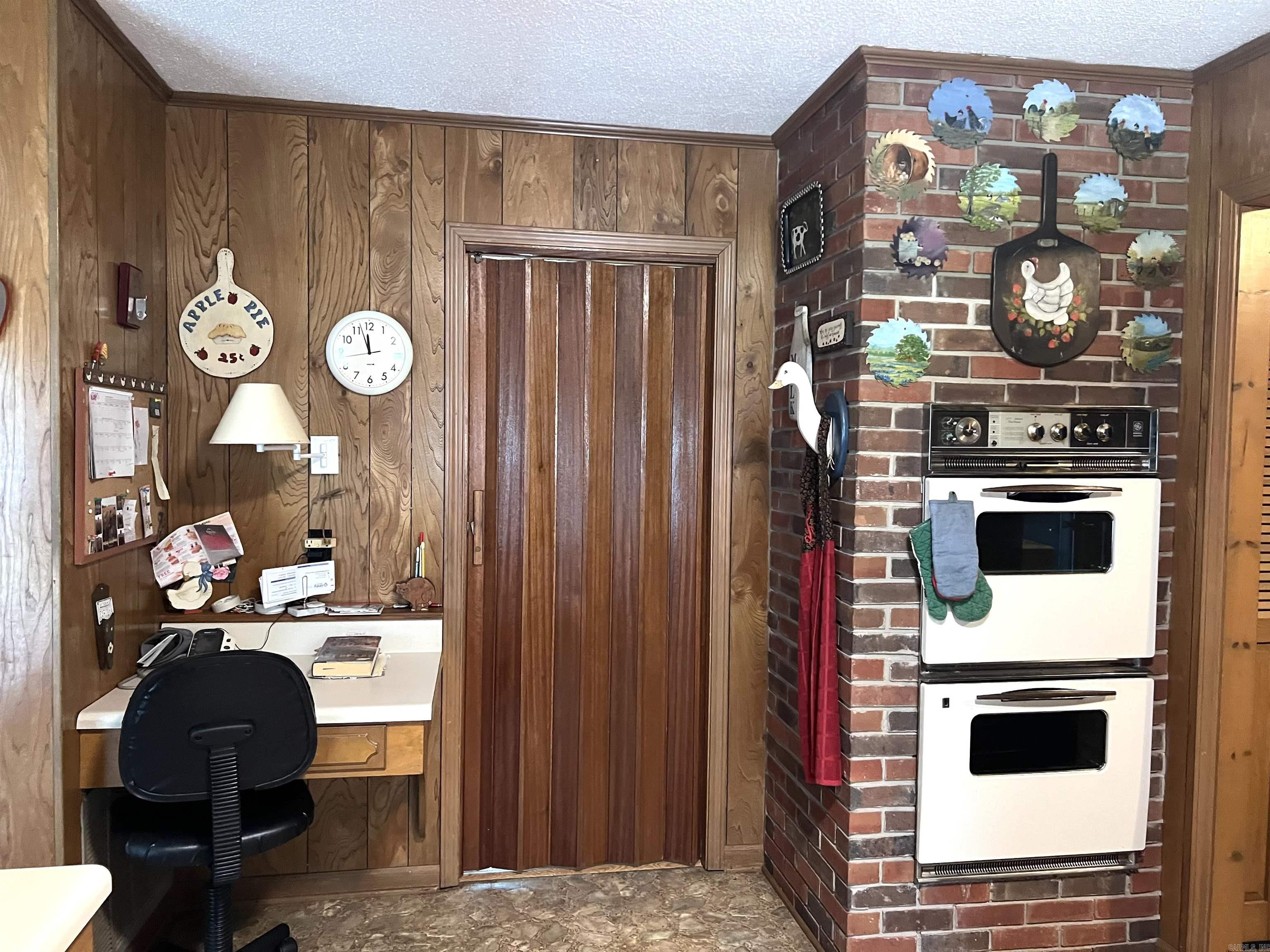 100 Indian Trail Searcy, AR 72143