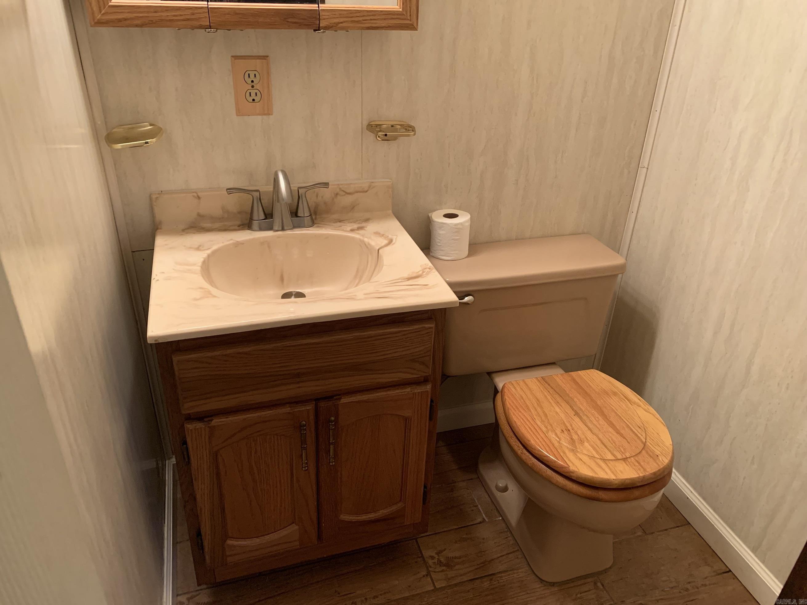 23 Valls  Hot Springs Village, AR