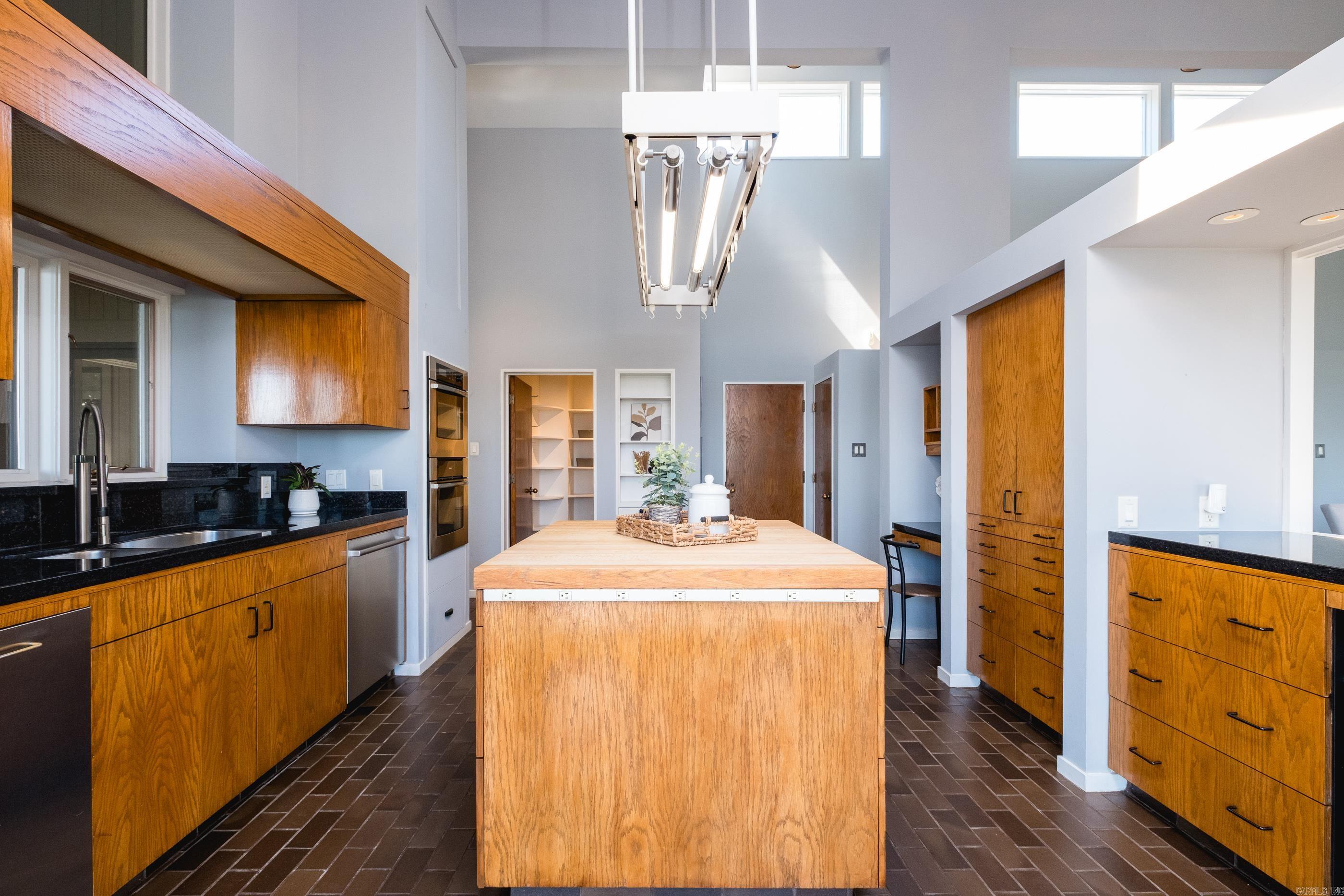 1 Rivers Edge  Little Rock, AR