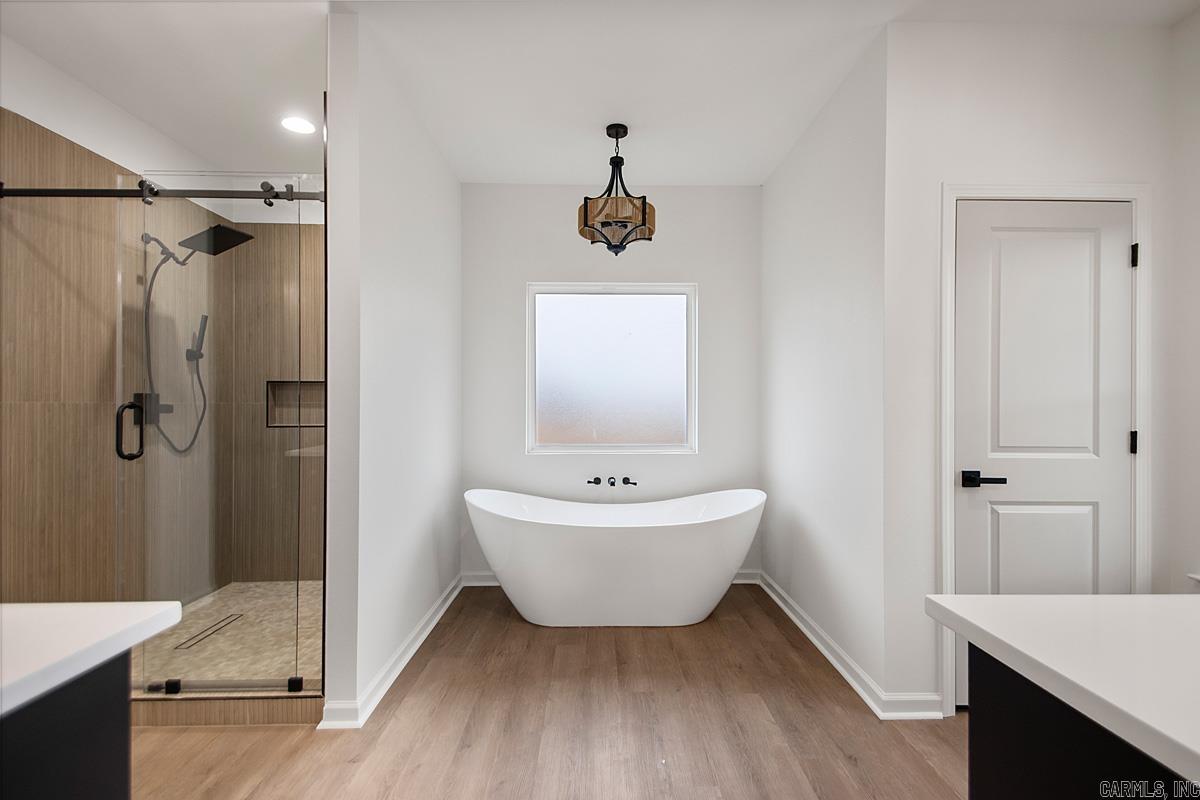 1033 Duke Drive Bauxite, AR 72011