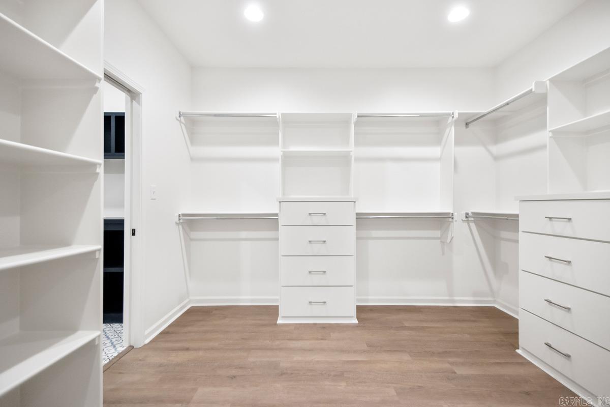 1033 Duke Drive Bauxite, AR 72011