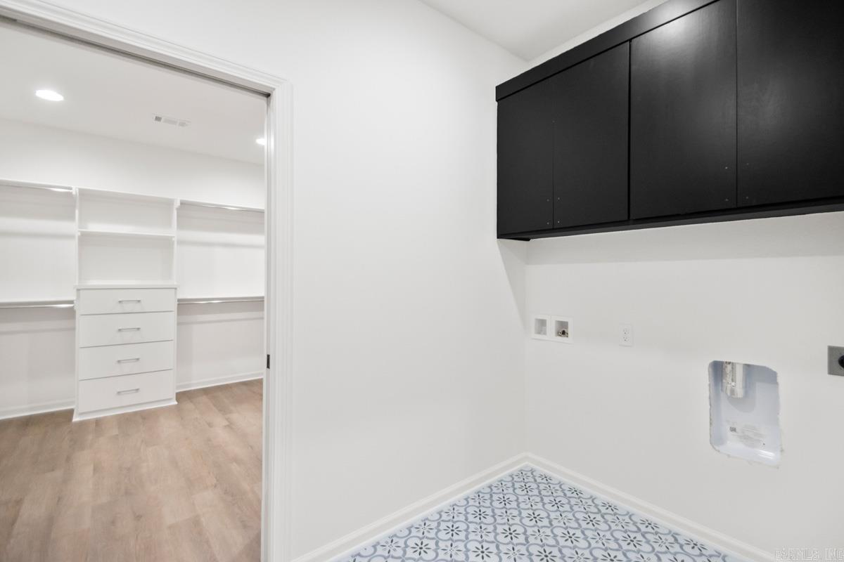 1033 Duke Drive Bauxite, AR 72011