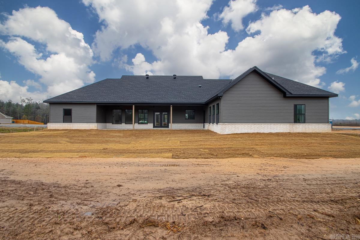 1033 Duke Drive Bauxite, AR 72011
