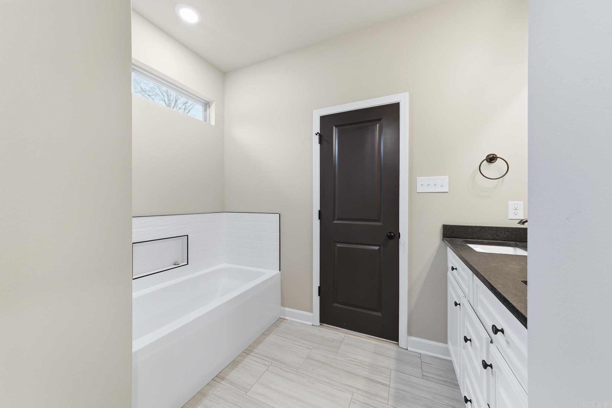 220 Heather  Beebe, AR